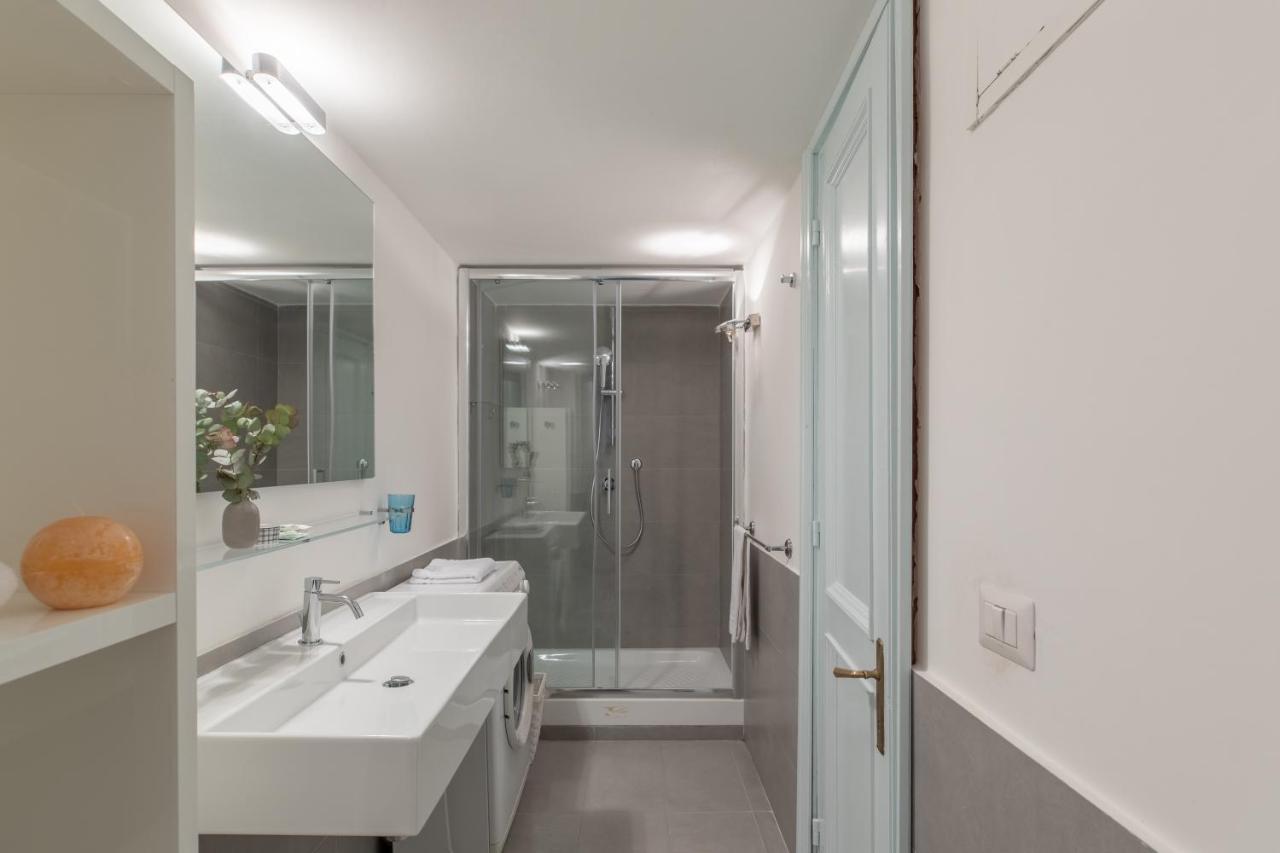 Iflat Pantheon Historic Two-Story Apartment Rome Exterior photo