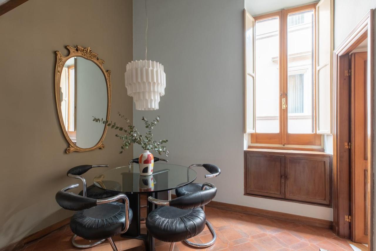Iflat Pantheon Historic Two-Story Apartment Rome Exterior photo